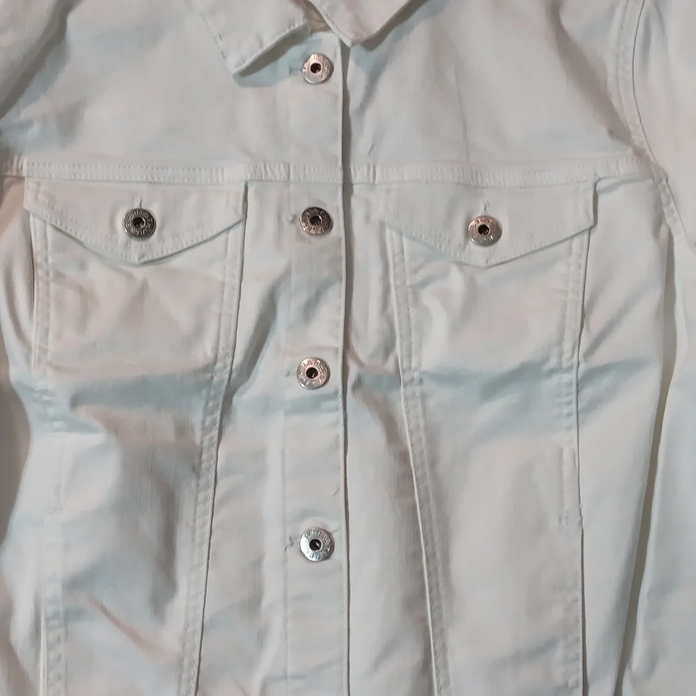 Jean jacket - Picture 3 of 4
